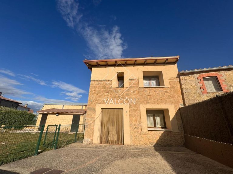 ENCANTADORA CASA UNIFAMILIAR CON JARDIN EN CARCEDO DE BUREBA