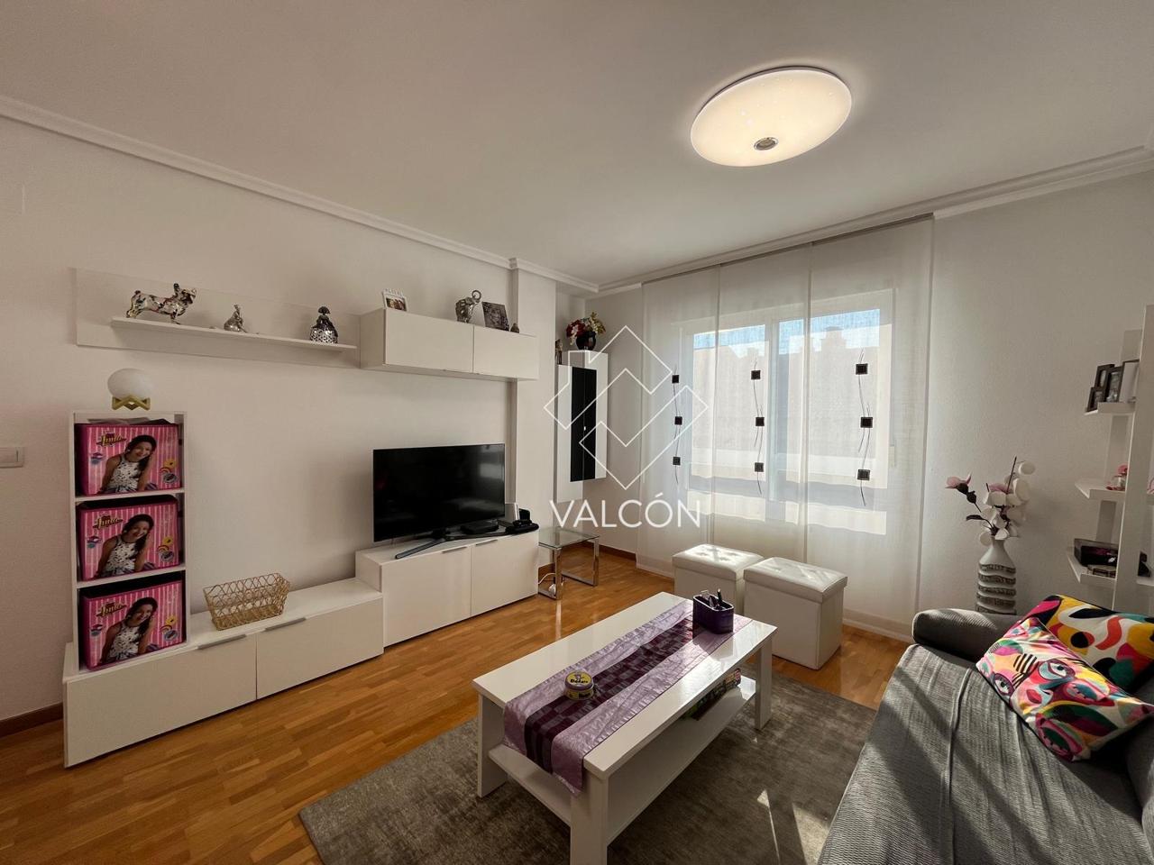 PISO EN VENTA EN ZONA FUENTECILLAS