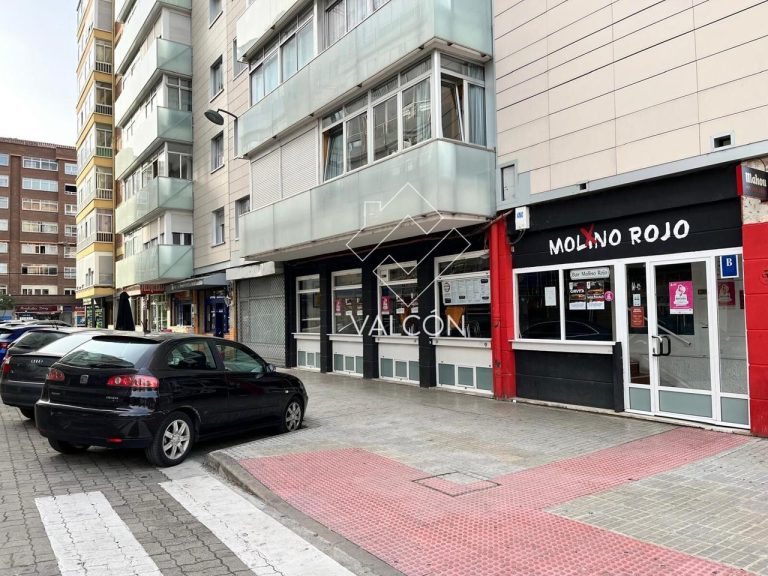 LOCAL Y NEGOCIO A PLENO RENDIMIENTO EN GAMONAL